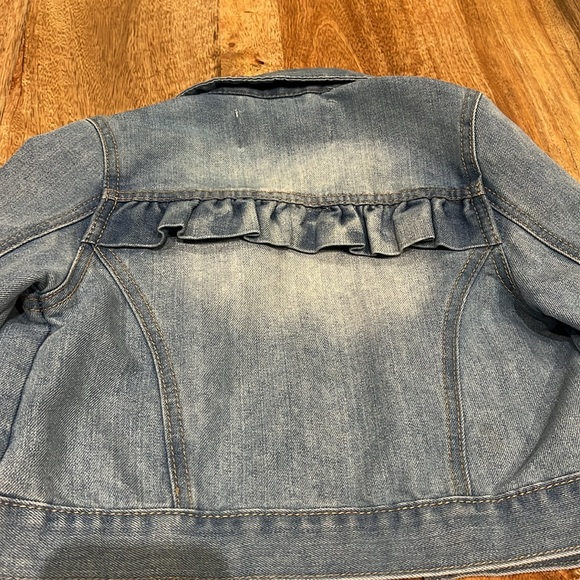 Super cute denim jacket! - Picture 5 of 6